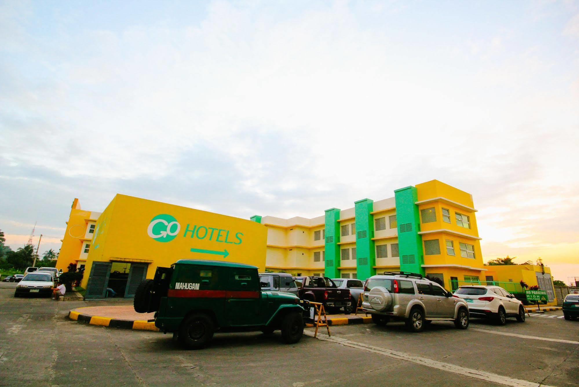 Go Hotels Bacolod Dış mekan fotoğraf
